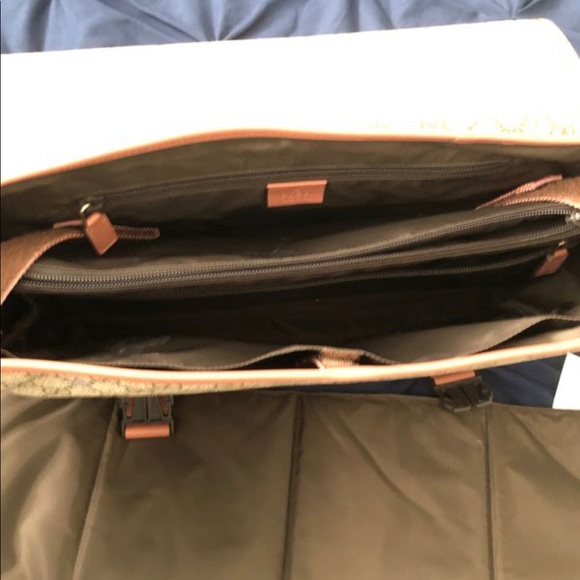 Gucci diaper bag - Picture 2 of 3